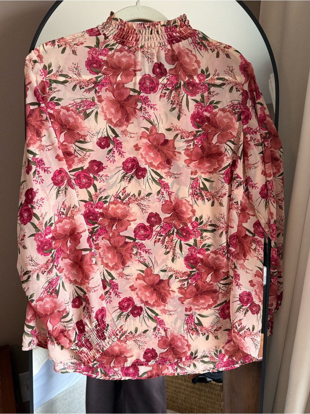 Torrid Pink Floral Smocked Collar Long Sleeve Blouse Size 0
